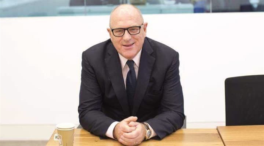 自 12 月中旬以来美国两年期/五年期国债收益率曲线首次出现倒挂。