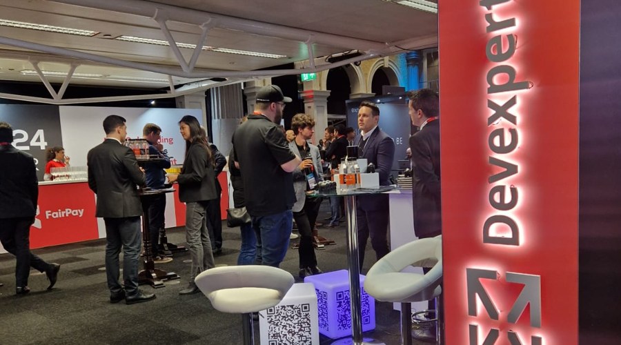 美元兑离岸人民币走势分析